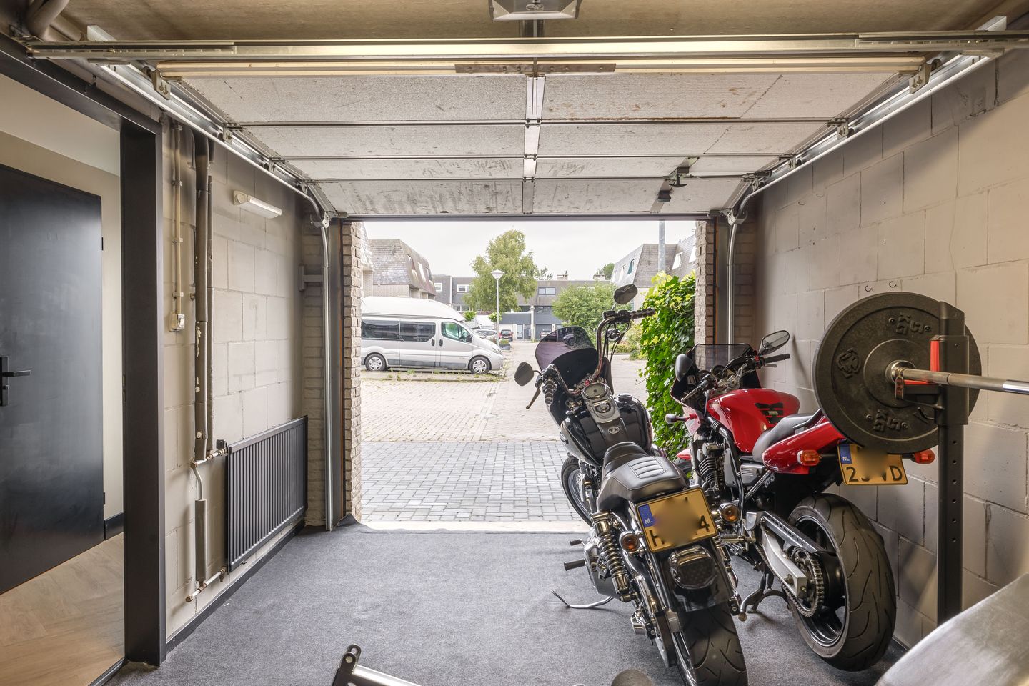 Photo 50 of Meester J. Henderikxstraat 18