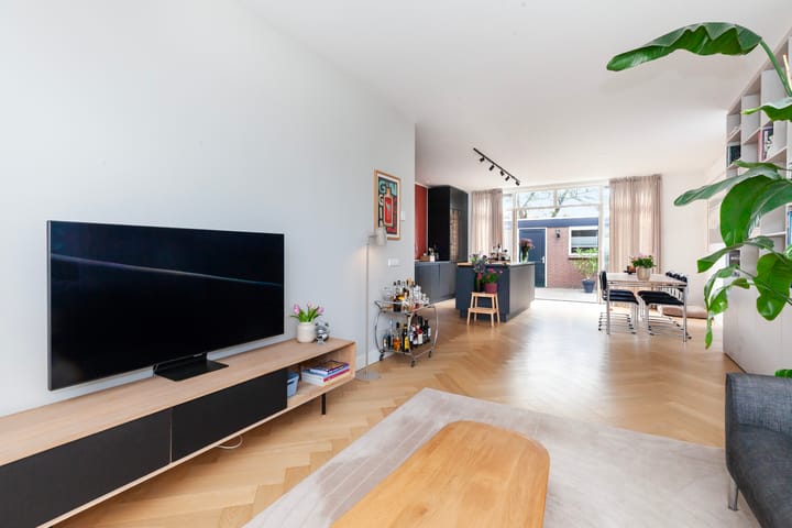 Hoekwoning te koop: Rozenlaan 84, Vlaardingen