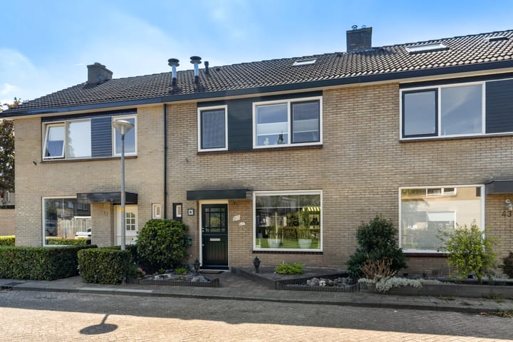 Tussenwoning te koop: Wittenburg 41, Nijkerk