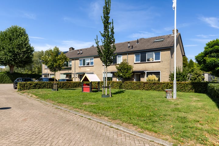 Tussenwoning te koop: Wittenburg 41, Nijkerk