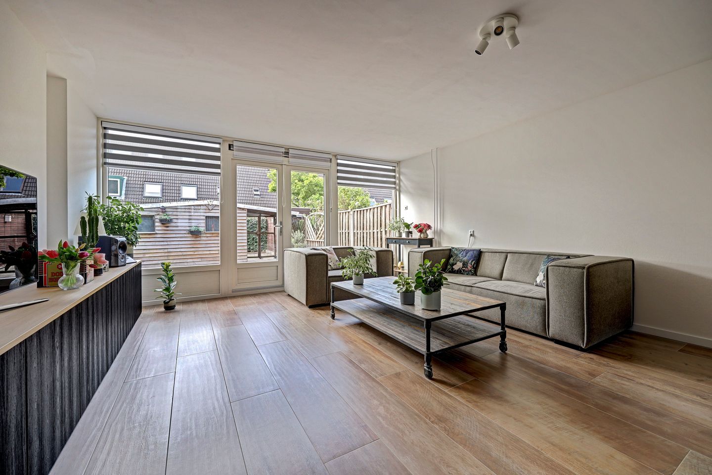 Photo 5 of Fie Carelsenstraat 24