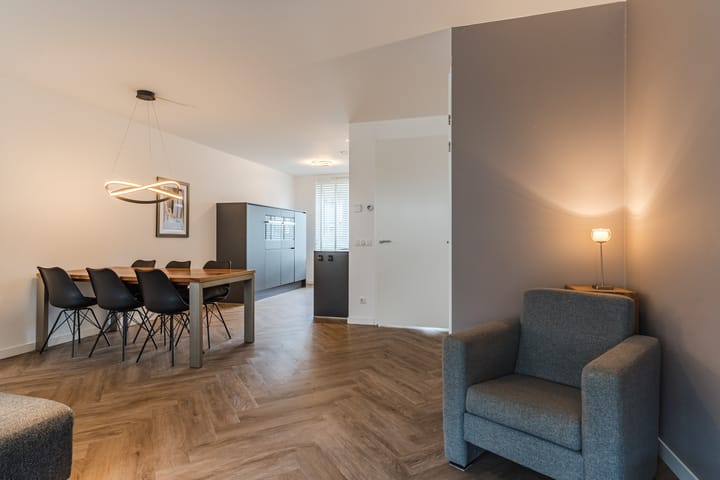Tussenwoning te koop: Karawankenstraat 3, Tilburg