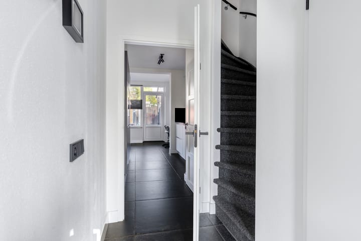 Tussenwoning te koop: Leenakker 18, Swalmen