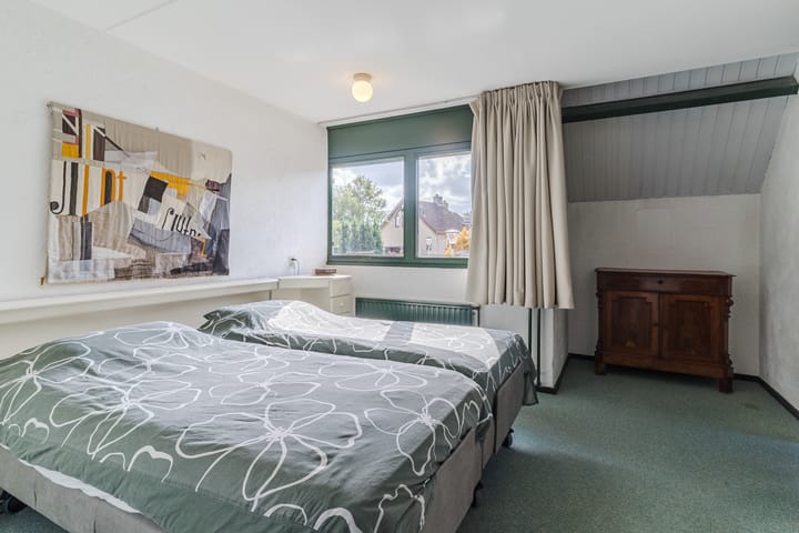 Tussenwoning te koop: Calfvense Bosloop 10, Tilburg