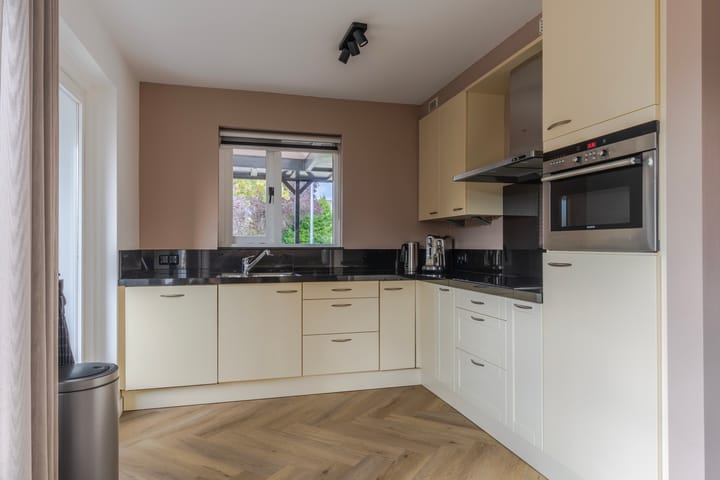 Twee-onder-één-kap te koop: Broeksingel 7, Driel