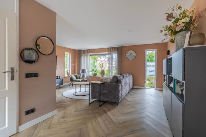 Twee-onder-één-kap te koop: Broeksingel 7, Driel