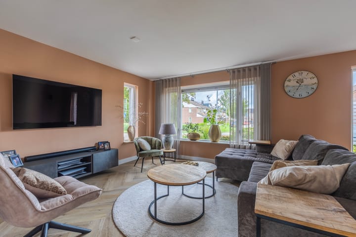 Twee-onder-één-kap te koop: Broeksingel 7, Driel