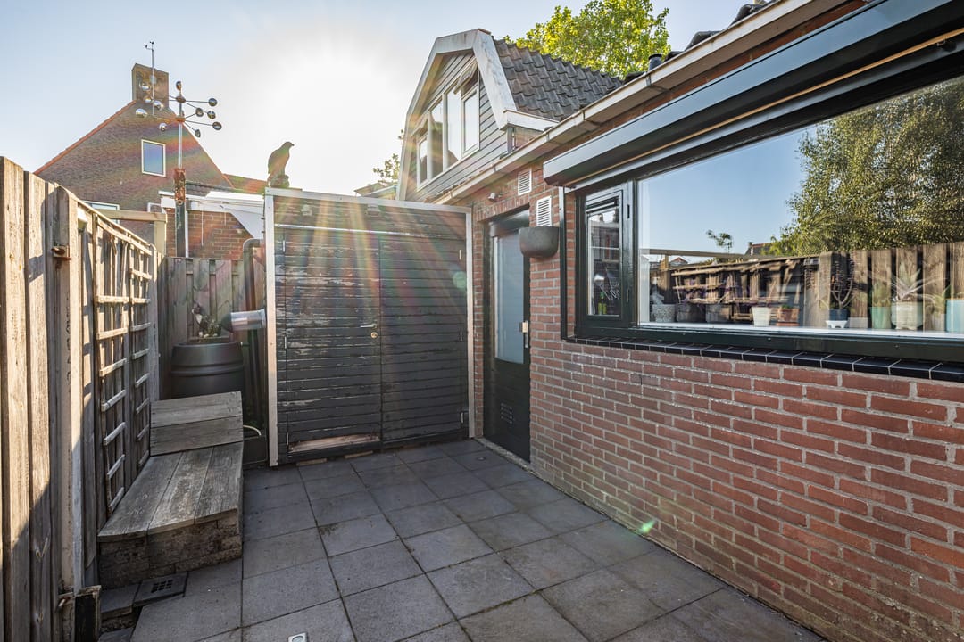 Photo 22 of Weeshuisstraat 15