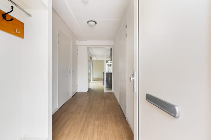 Twee-onder-één-kap te koop: Luttelhof 4, Prinsenbeek
