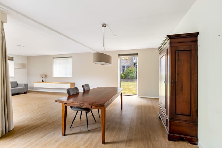 Twee-onder-één-kap te koop: Luttelhof 4, Prinsenbeek