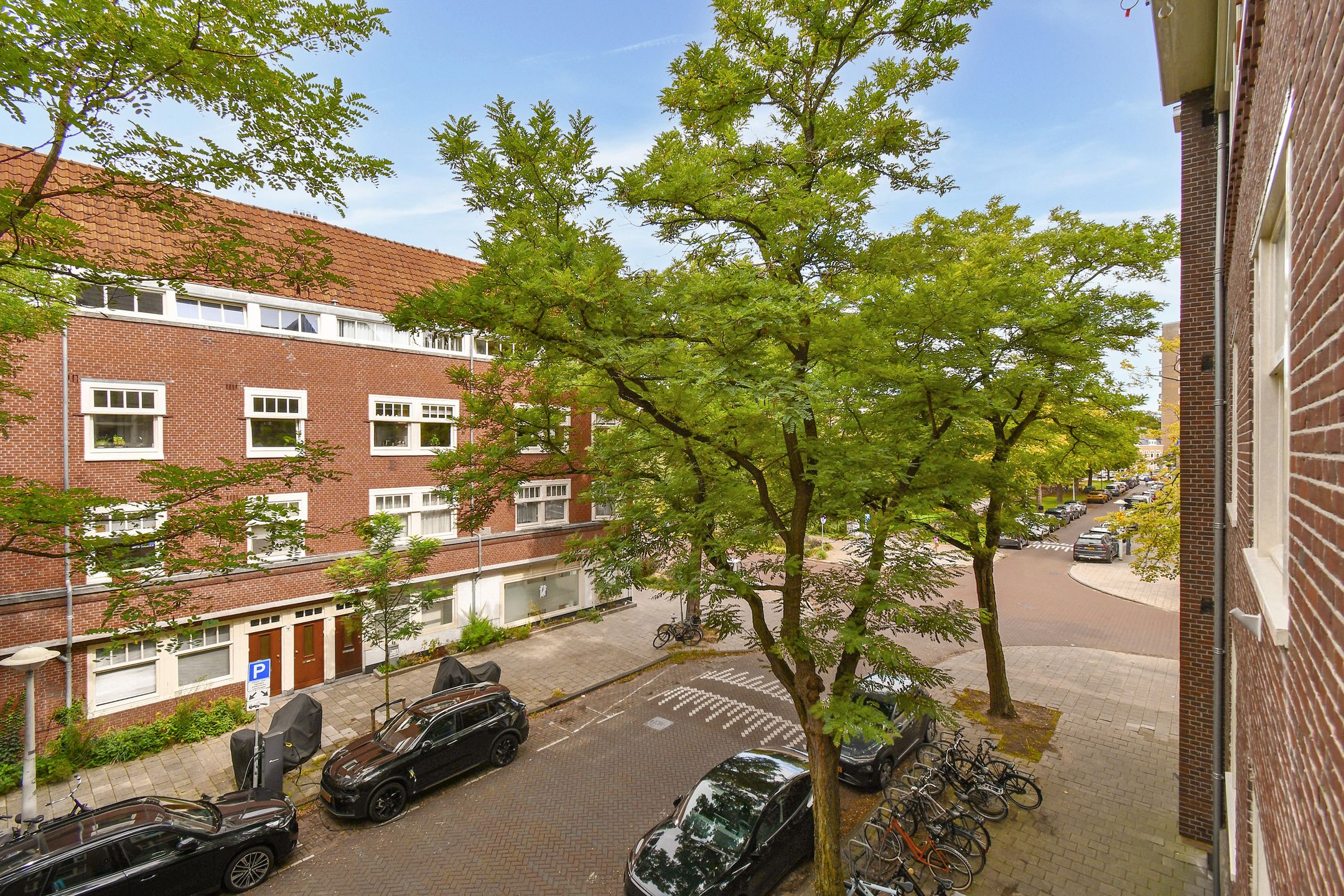 Photo 6 of Roerstraat 9-2