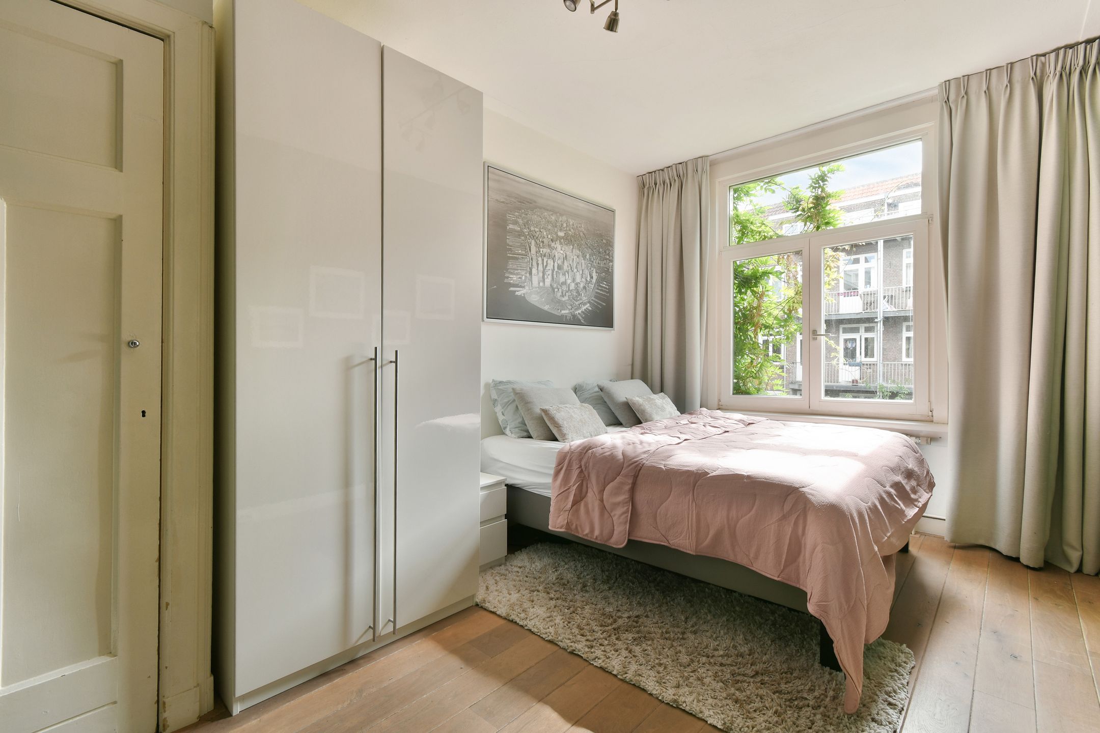 Photo 24 of Roerstraat 9-2
