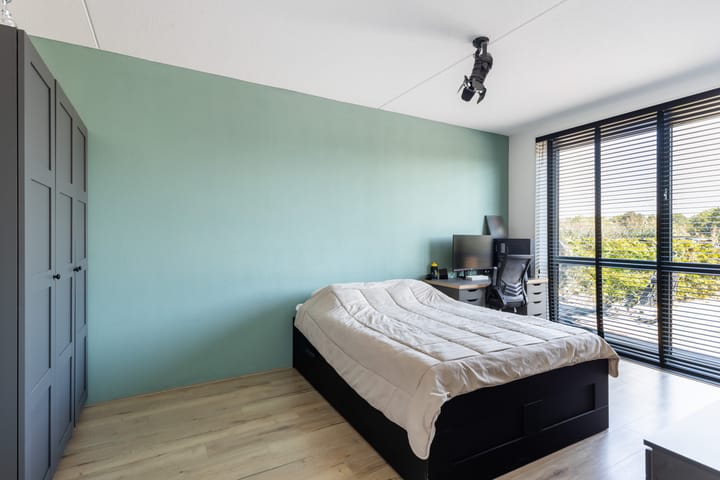 Tussenwoning te koop: Vliegent Hert 74, Lelystad