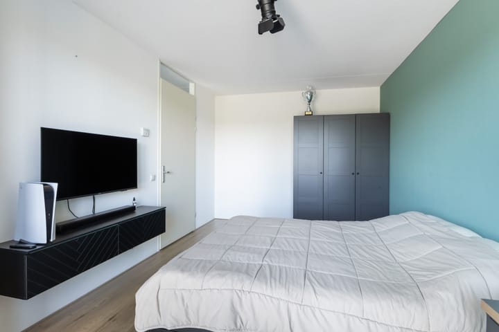 Tussenwoning te koop: Vliegent Hert 74, Lelystad