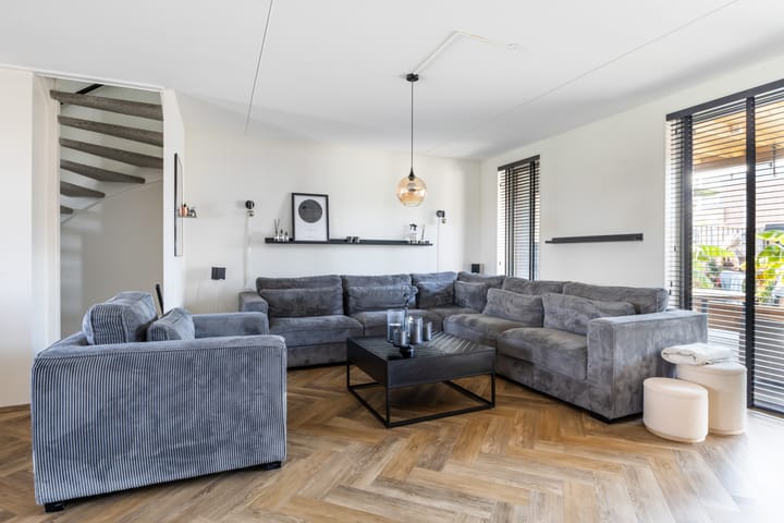 Tussenwoning te koop: Vliegent Hert 74, Lelystad