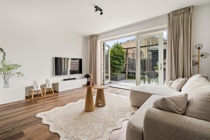 Tussenwoning te koop: Fort Veldhuissingel 4, Weesp