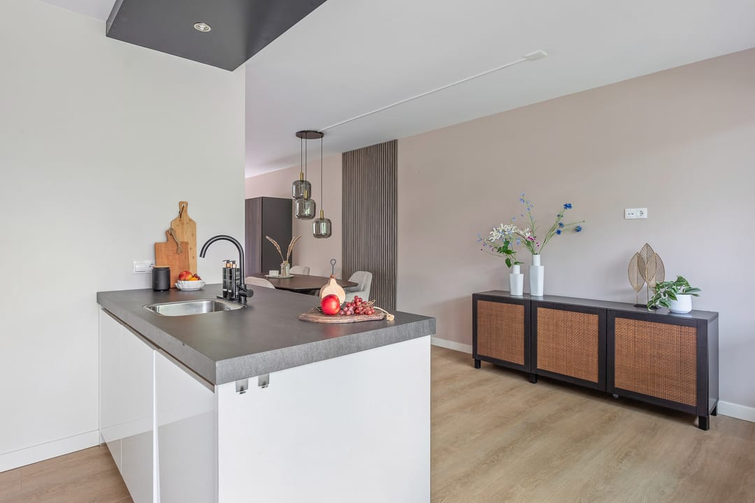 Photo 11 of Hobergenstraat 69