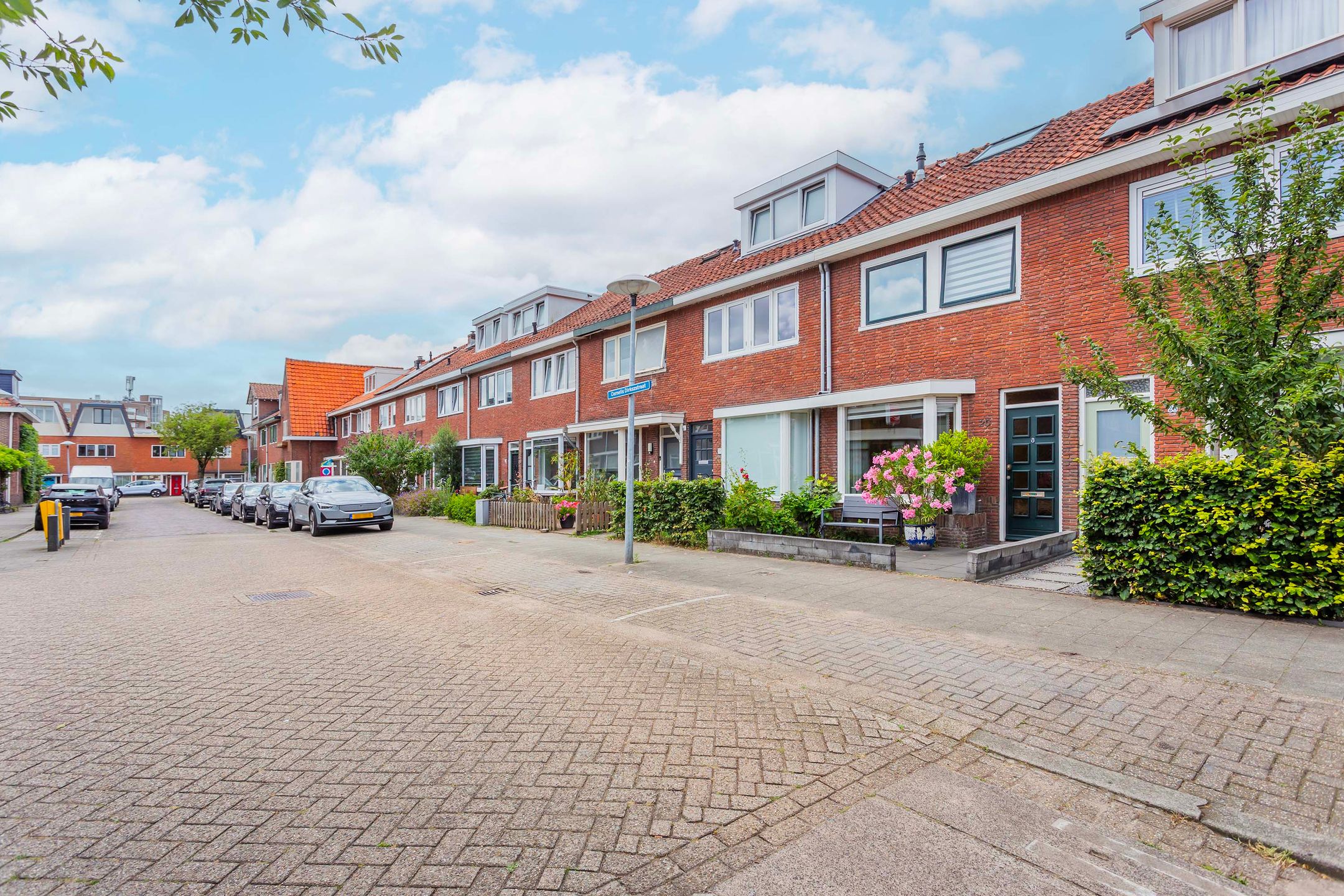 Photo 42 of Cornelis Dirkszstraat 26