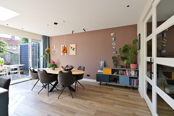 Tussenwoning te koop: Karel Doormanlaan 78, Huizen