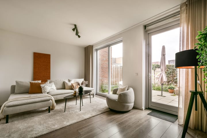 Tussenwoning te koop: Scharwoudestraat 51, Amersfoort