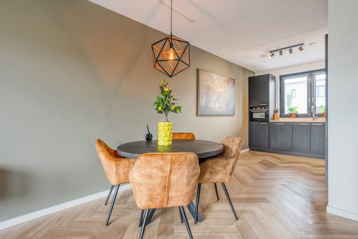 Tussenwoning te koop: Dorser 15, Assen