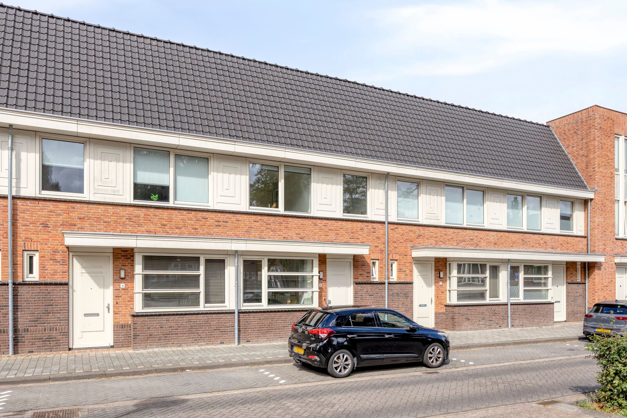 Photo 39 of Pastoor van Leeuwenstraat 38