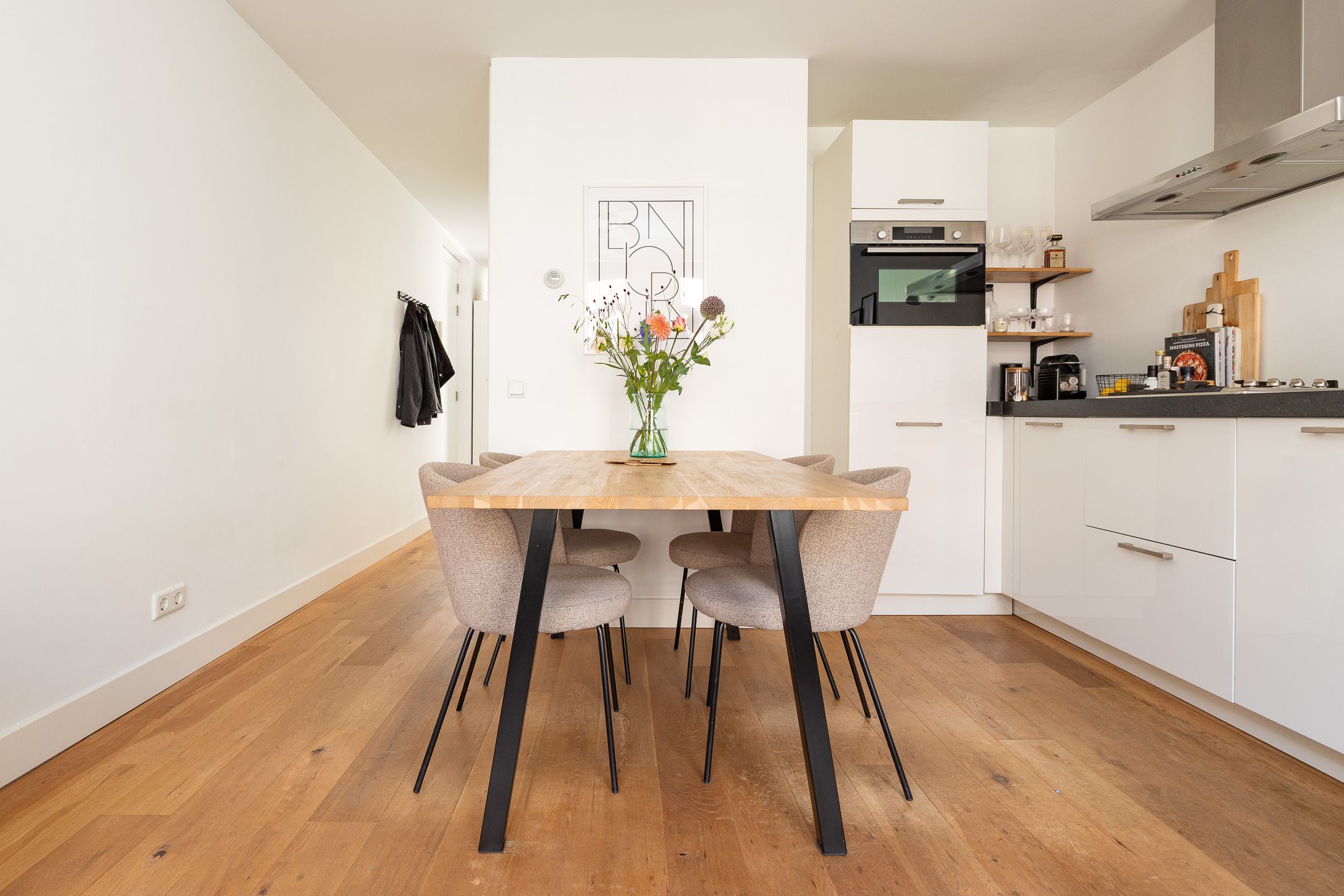 Photo 9 of Saenredamstraat 36-C