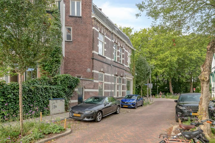 Appartement te koop: Alexander Numankade 27, Utrecht