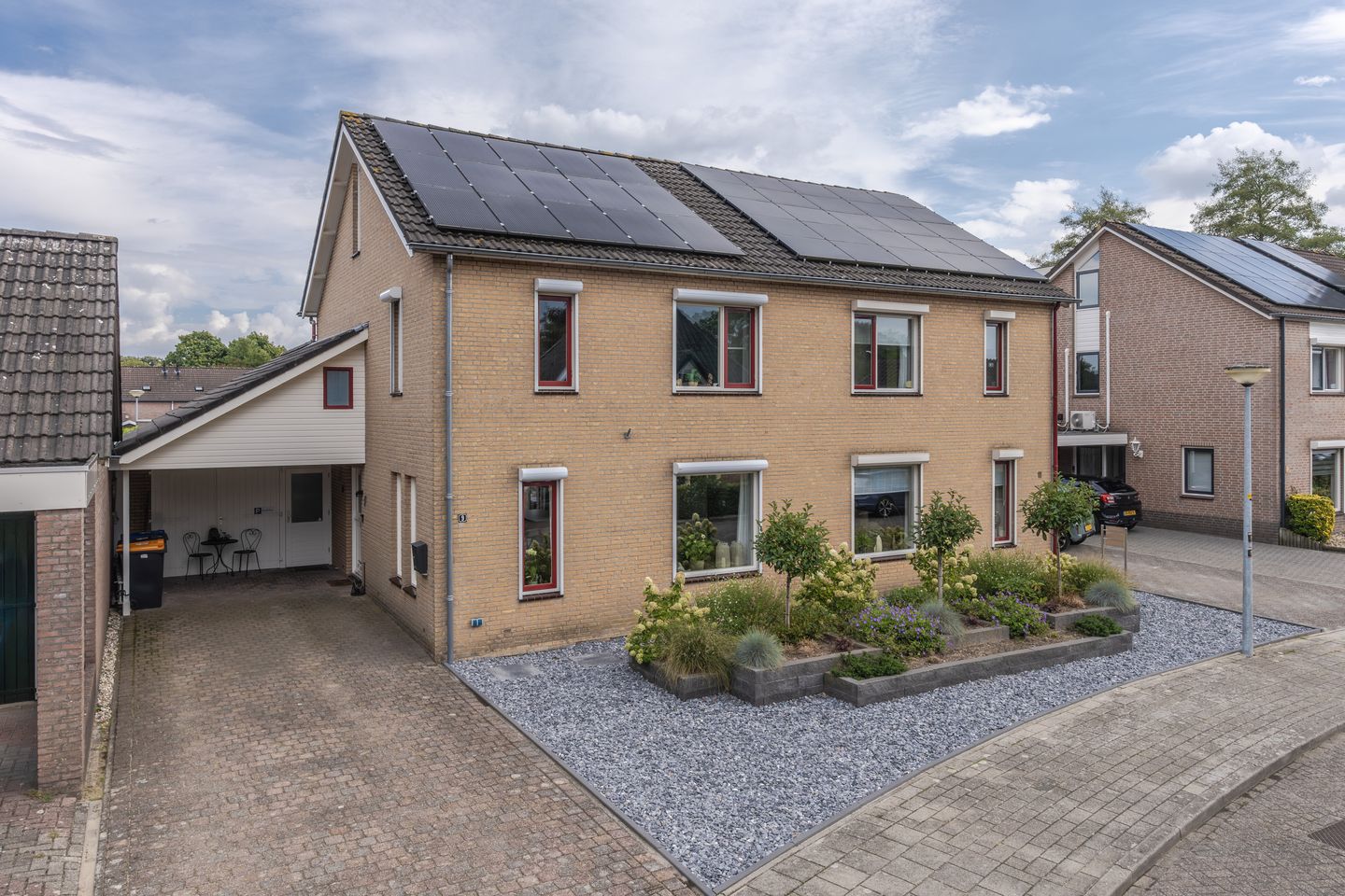 Foto 1 van Elzenerf 9