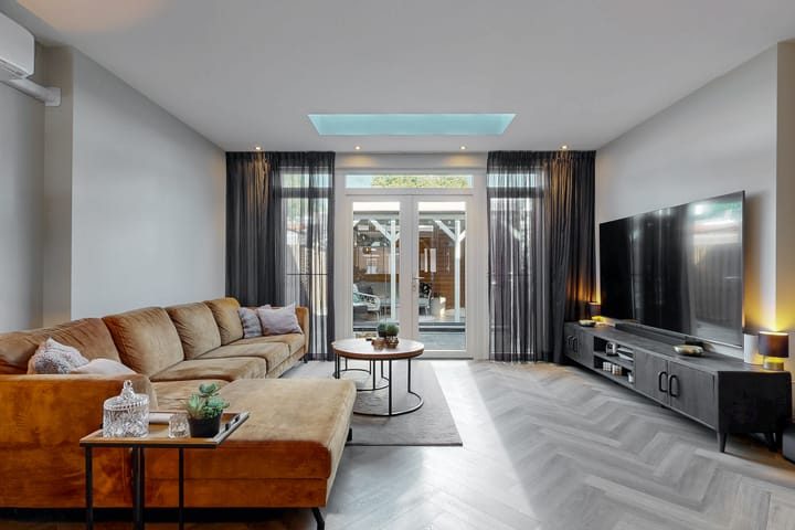 Tussenwoning te koop: Donkeregaarde 6, Nieuwegein