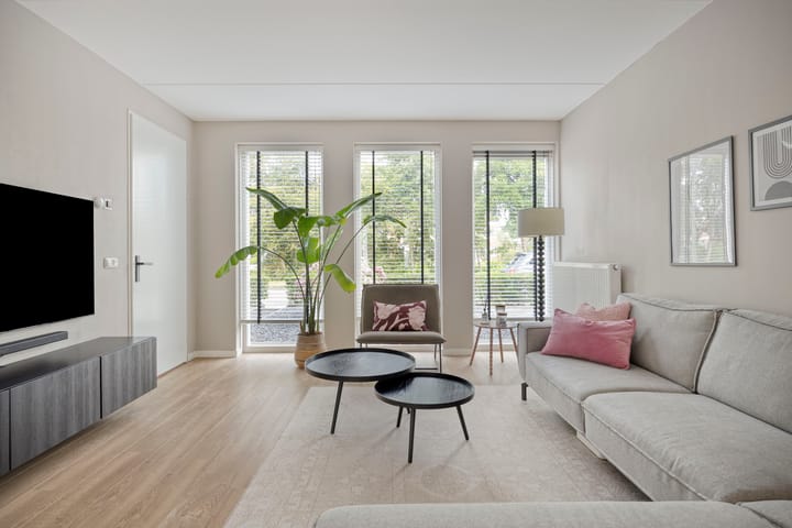 Tussenwoning te koop: Es 41, Leek