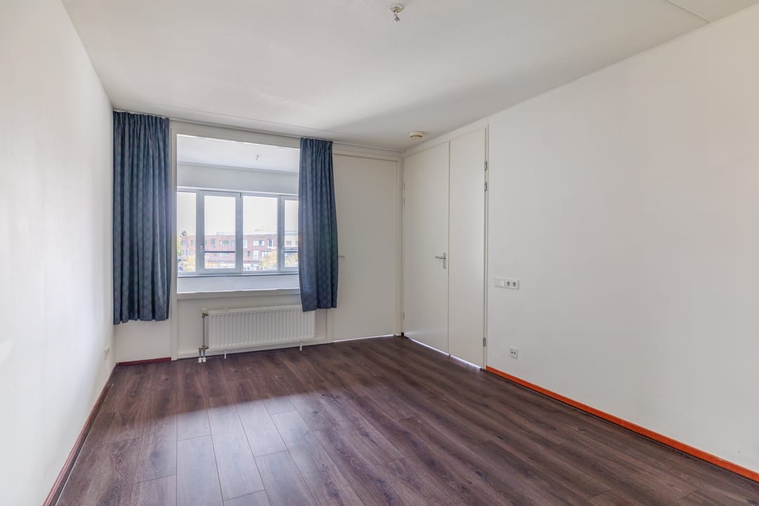 Photo 23 of H. Leefsmastraat 53
