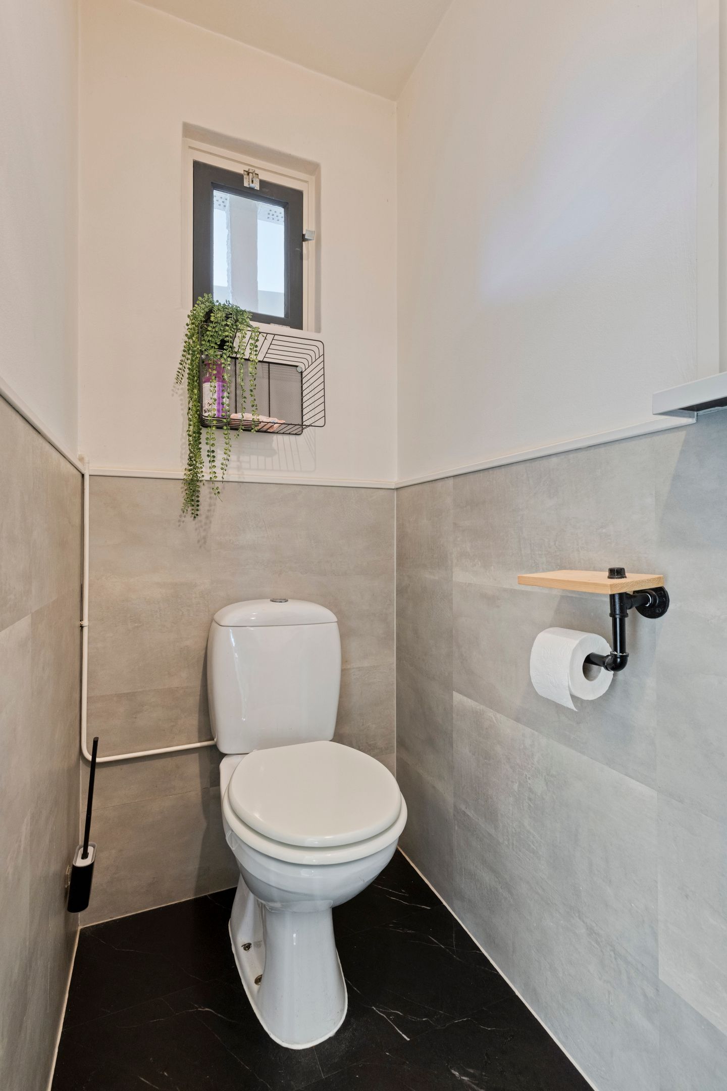 Photo 9 of Bernard van Galenstraat 6