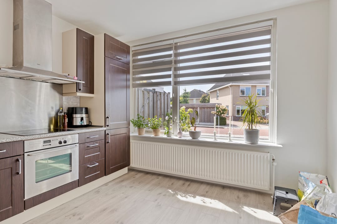 Photo 41 of Bernard van Galenstraat 6