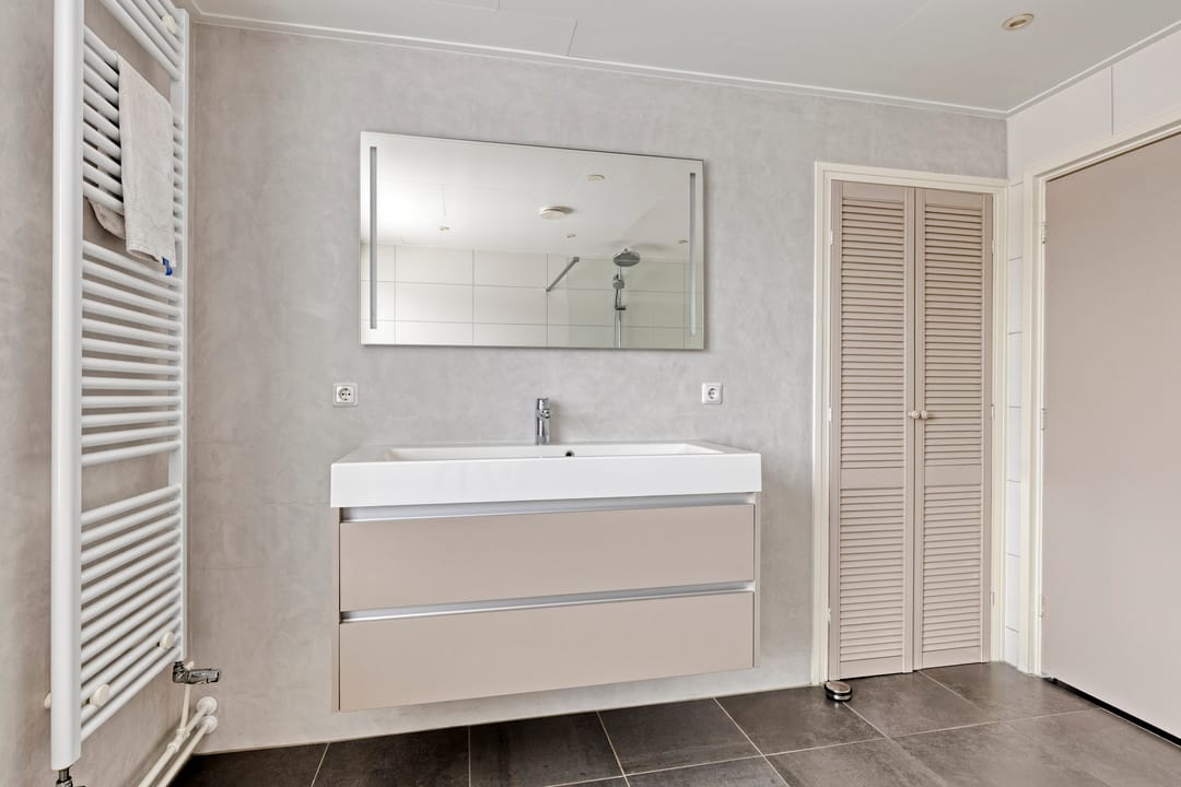 Photo 32 of Bernard van Galenstraat 6