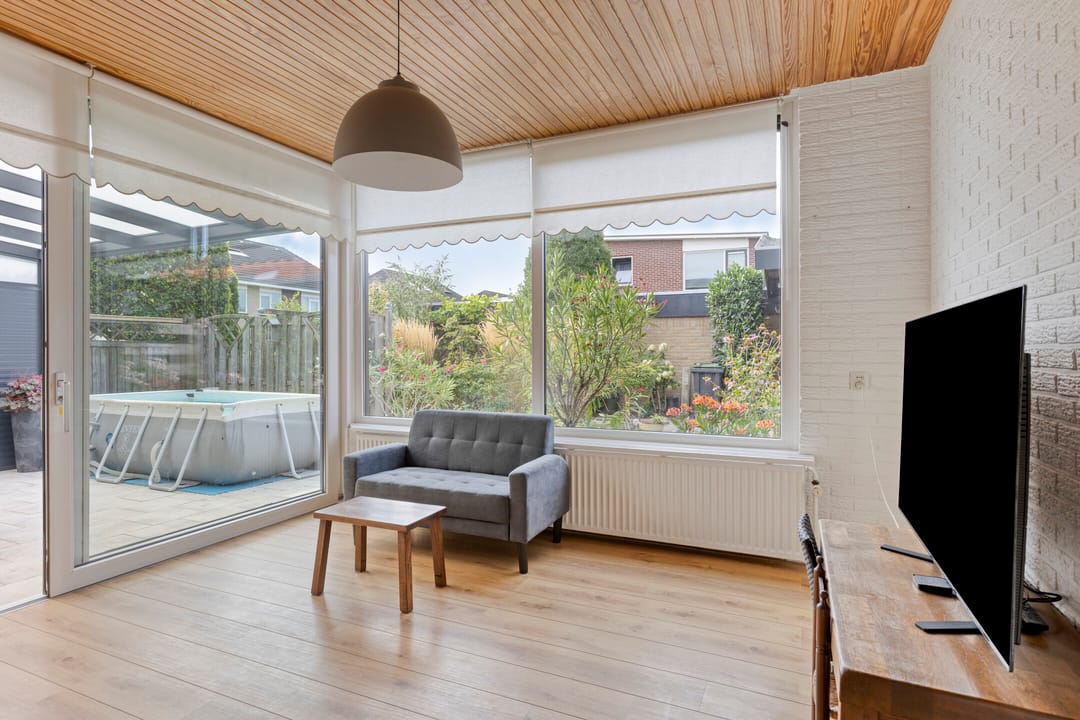 Photo 22 of Bernard van Galenstraat 6