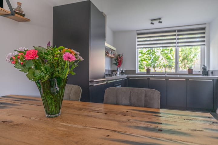 Hoekwoning te koop: van Lennepstraat 40, Putten