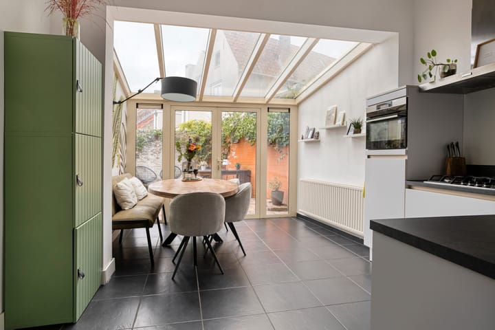 Tussenwoning te koop: Scholiersberg 6, Bergen Op Zoom