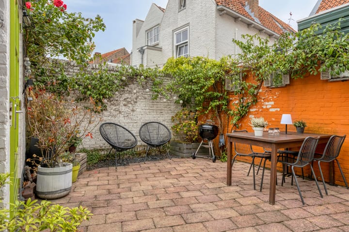Tussenwoning te koop: Scholiersberg 6, Bergen Op Zoom