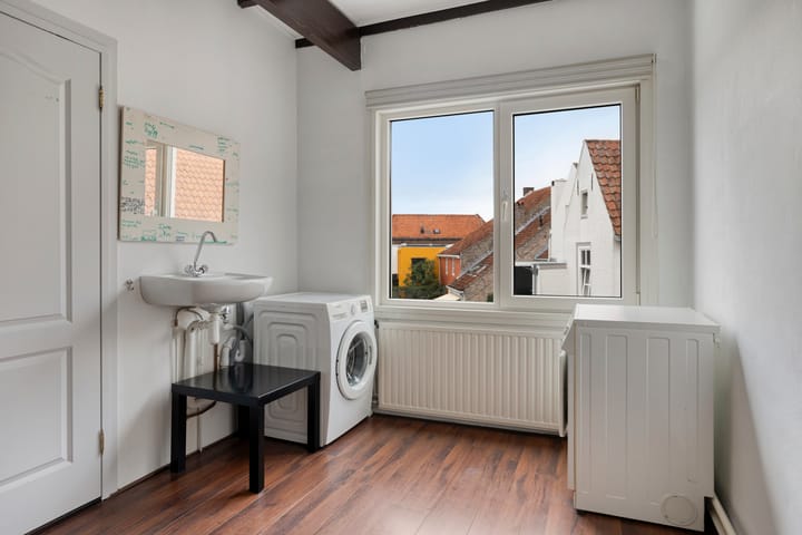 Tussenwoning te koop: Scholiersberg 6, Bergen Op Zoom