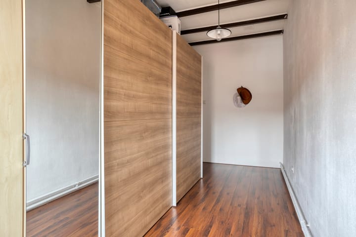 Tussenwoning te koop: Scholiersberg 6, Bergen Op Zoom