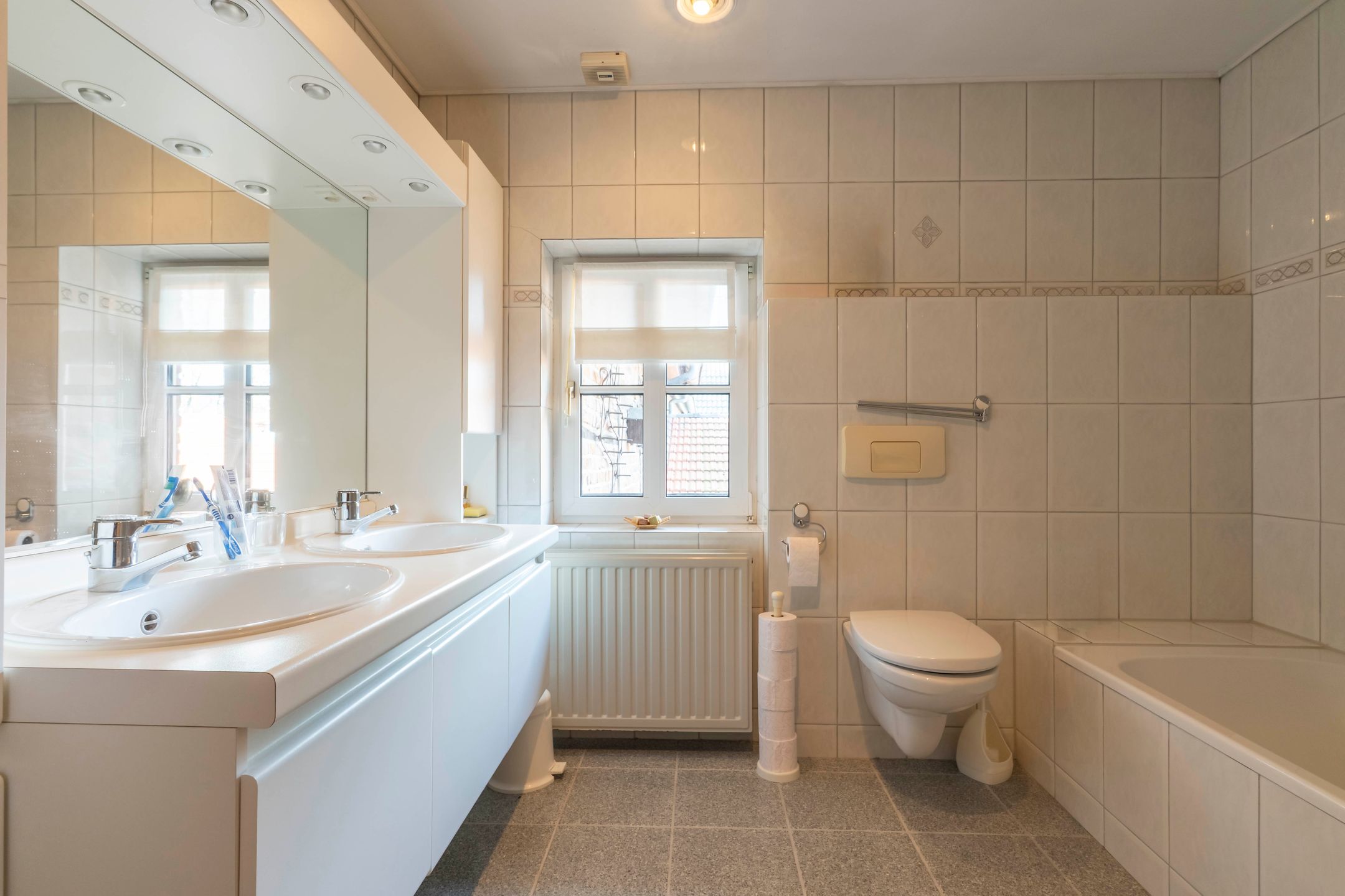 Photo 18 of Nieuwwijkstraat 17