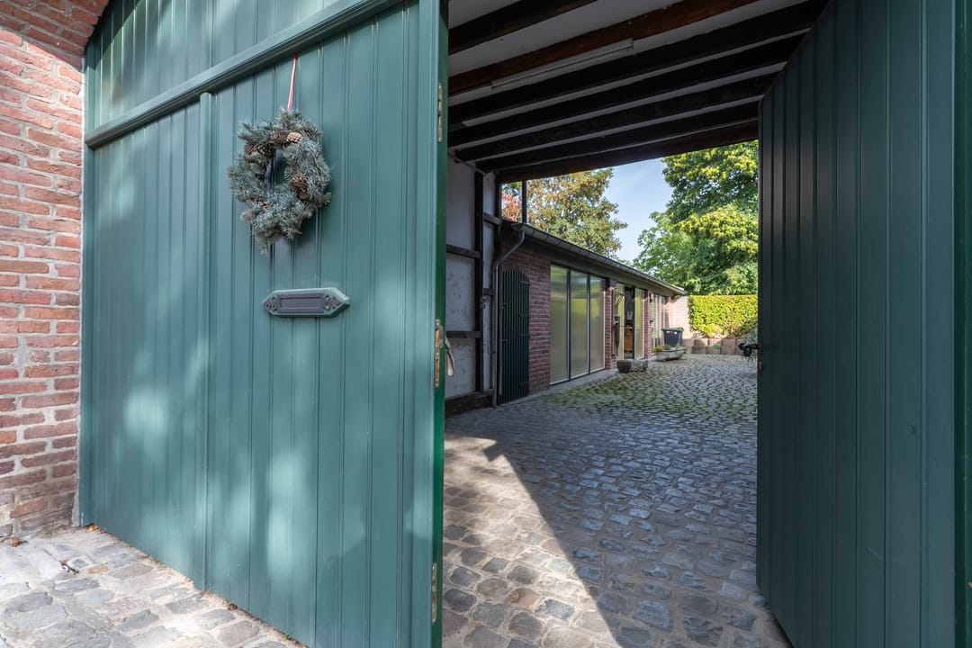 Photo 2 of Nieuwwijkstraat 17