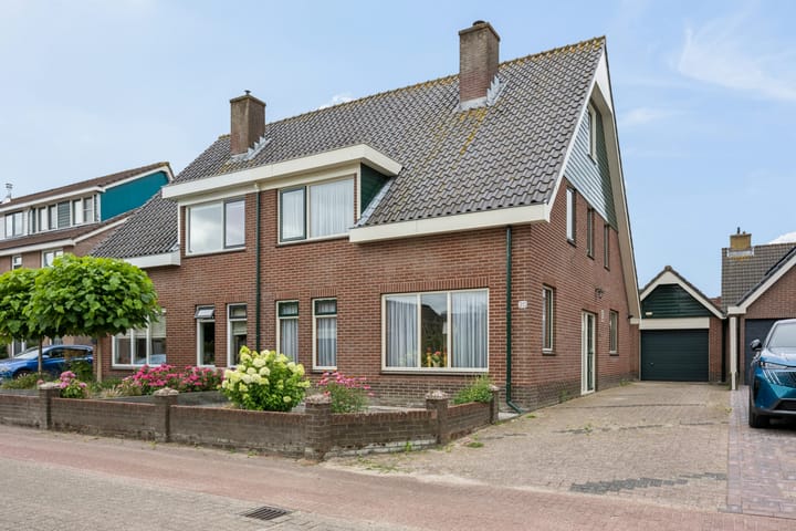 Twee-onder-één-kap te koop: Brouwerspad 20, Nijkerkerveen