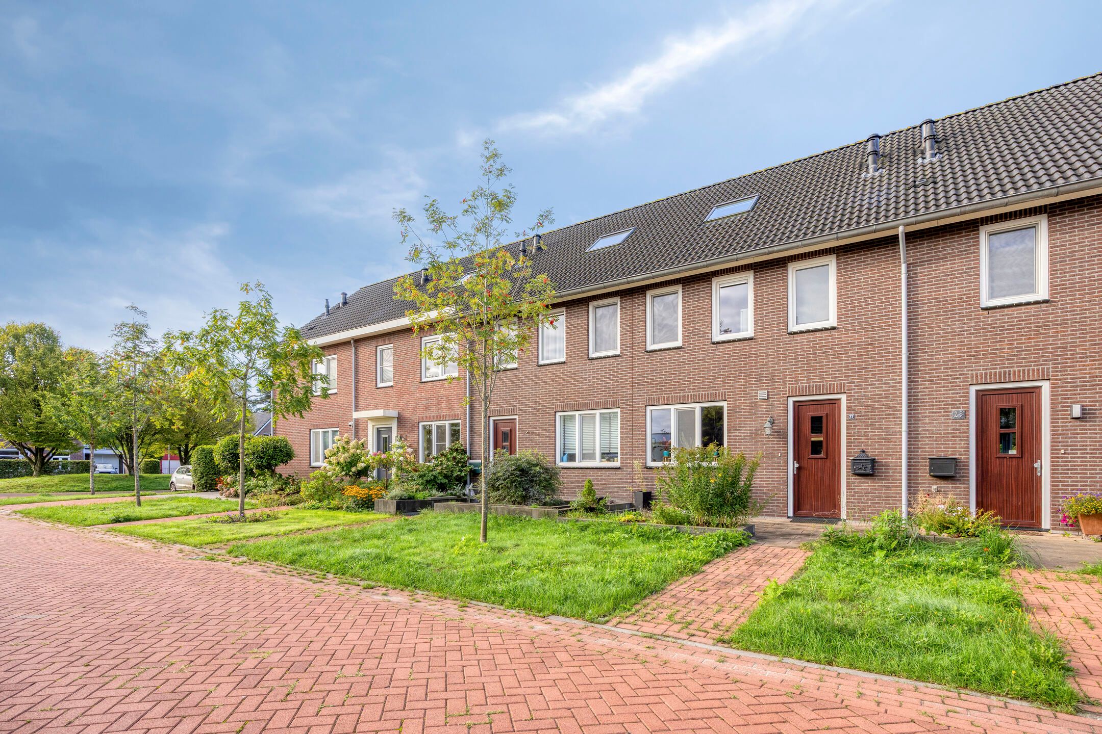 Foto 42 van Meester Onsteestraat 21