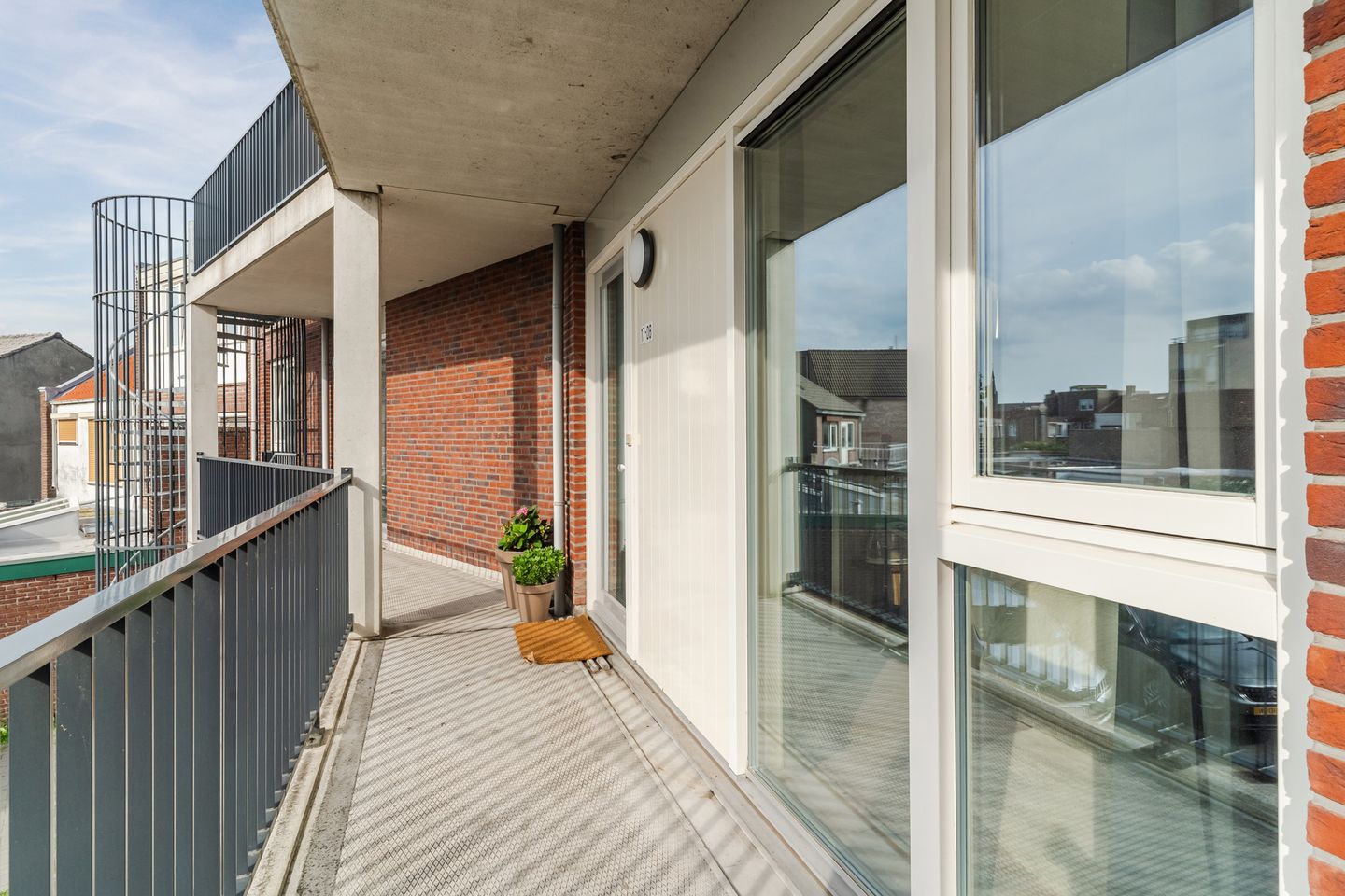 Photo 20 of Lovensestraat 17-06