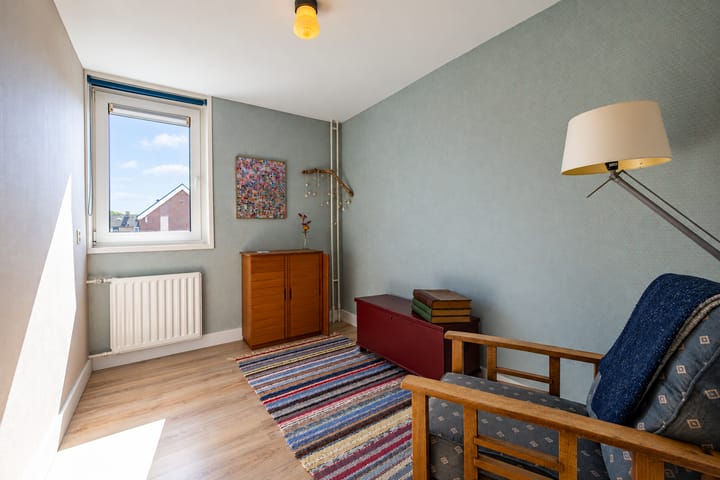 Tussenwoning te koop: Burgemeester van Trichtlaan 61, Wilnis
