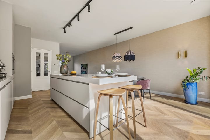 Tussenwoning te koop: Fort Vreeswijklaan 27, Weesp