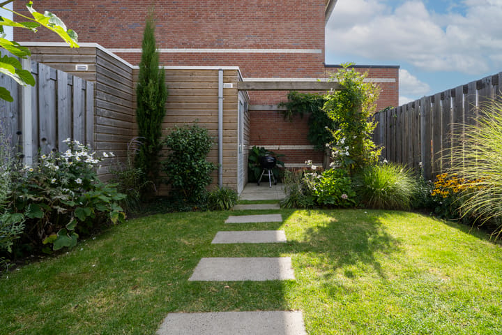 Tussenwoning te koop: Fort Vreeswijklaan 27, Weesp