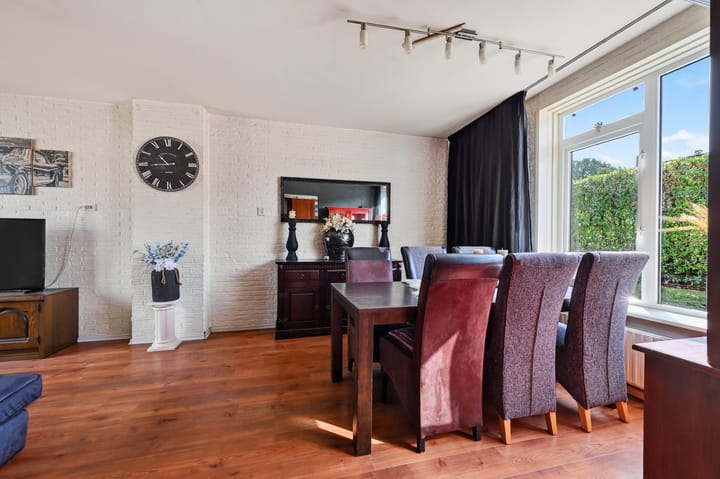 Hoekwoning te koop: Van Hogendorpstraat 17, Veenoord